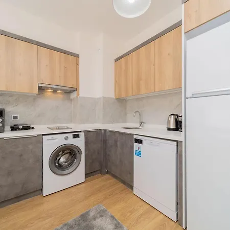 Modern Flat With Shared Pool In Kepez Lägenhet Antalya